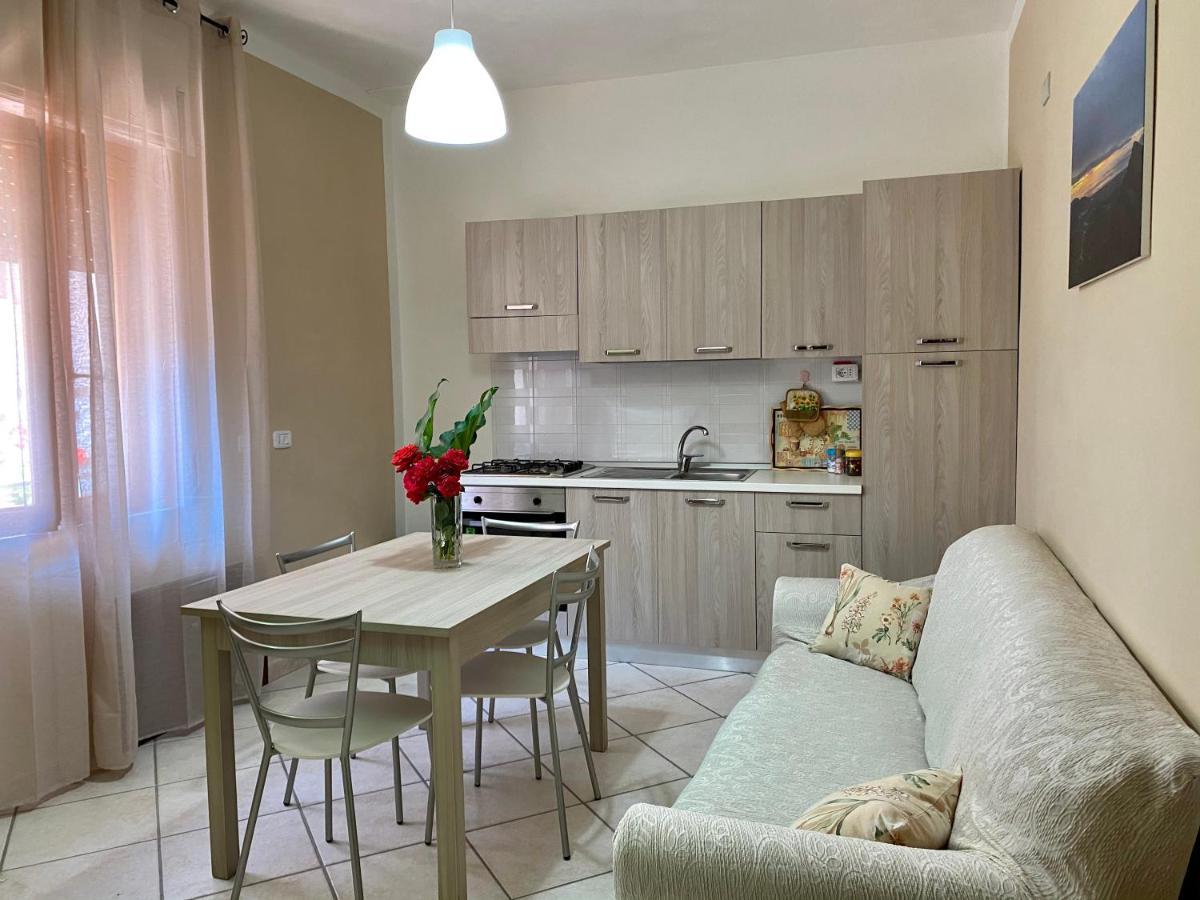 Appartamento "Il Geranio" Trentinara Exterior foto